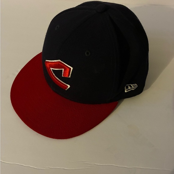 Cleveland Baseball Cap - Picture 2 of 4